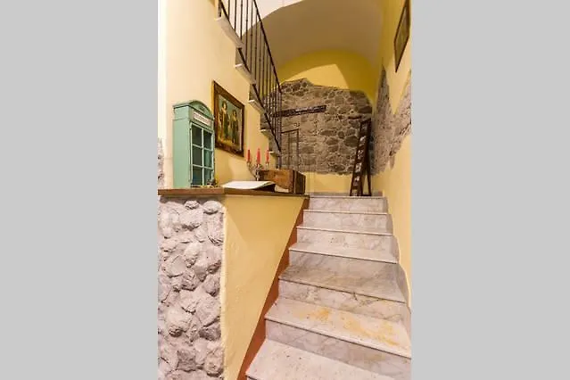 Madalen Guest House Bosa